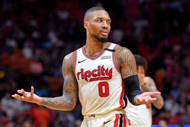 詹姆斯再砍30分超乔丹 湖人擒老鹰升至西部第4